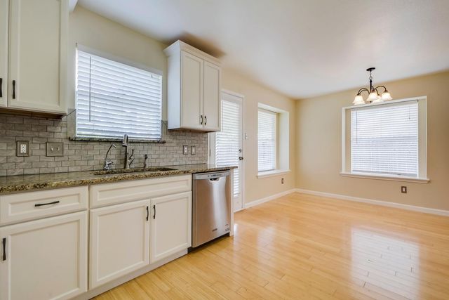 3408 Flowstone LN, Round Rock, TX 78681