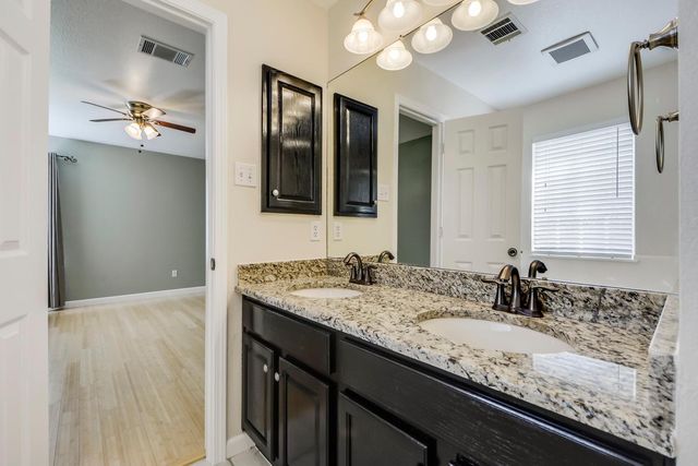 3408 Flowstone LN, Round Rock, TX 78681