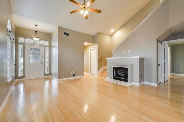 3408 Flowstone LN, Round Rock, TX 78681