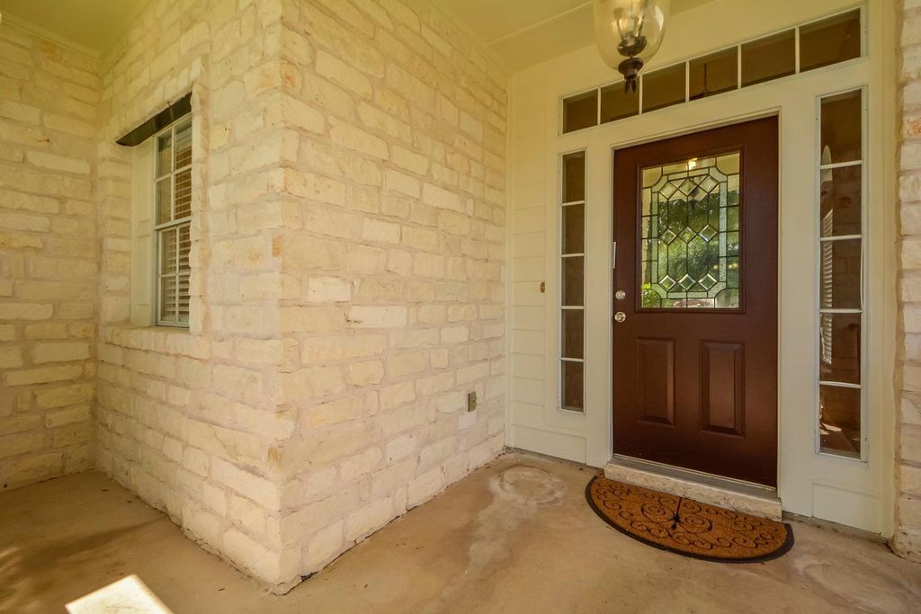 3408 Flowstone LN, Round Rock, TX 78681