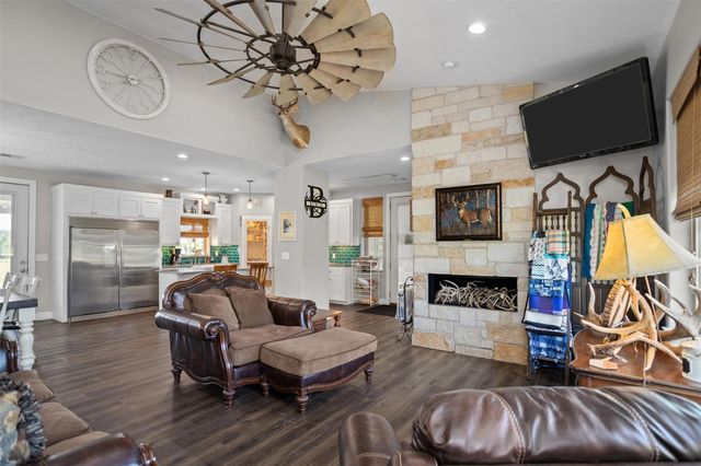 2199 Fm 2915, Lovelady, TX 75851