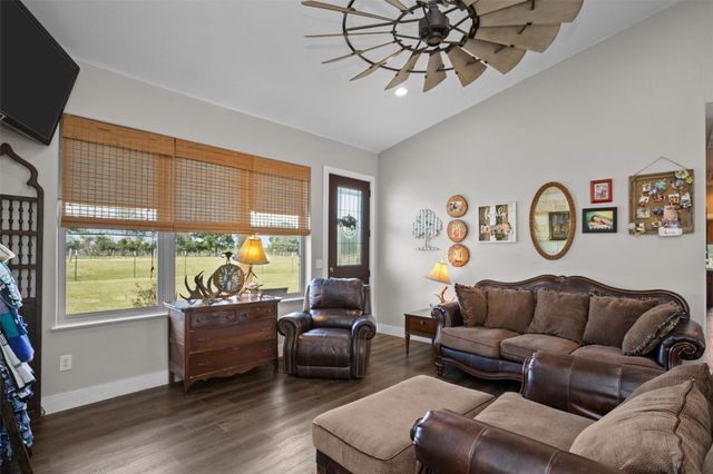 2199 Fm 2915, Lovelady, TX 75851