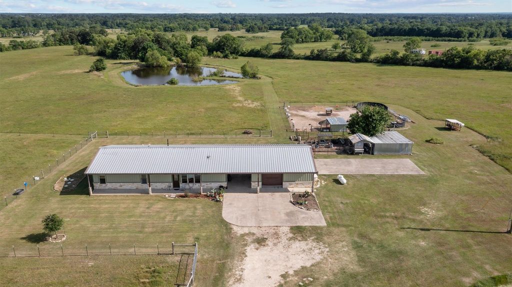 2199 Fm 2915, Lovelady, TX 75851