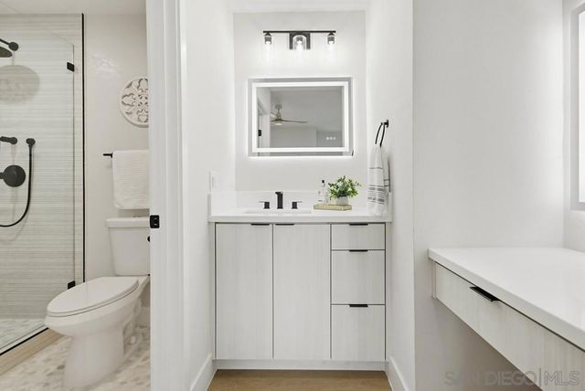 4020 La Jolla Village, La Jolla, CA 92037