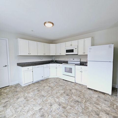 130 Spring St 202, Mansfield, MA 02048