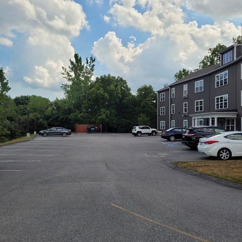 130 Spring St 202, Mansfield, MA 02048