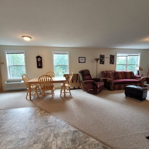 130 Spring St 202, Mansfield, MA 02048