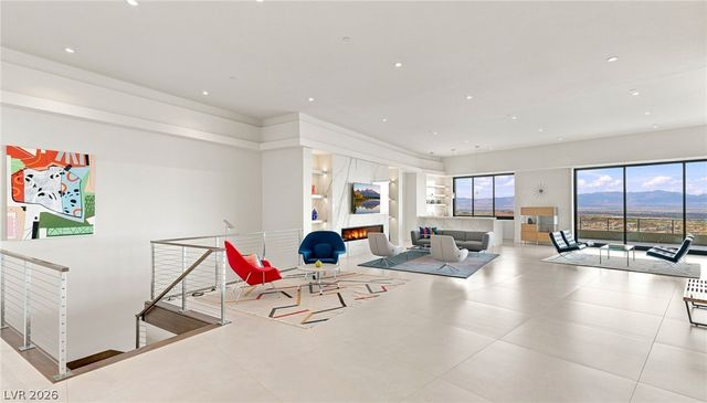 677 Overlook Rim Drive, Henderson, NV 89012