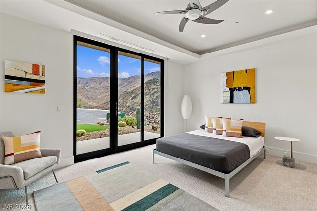 677 Overlook Rim Drive, Henderson, NV 89012