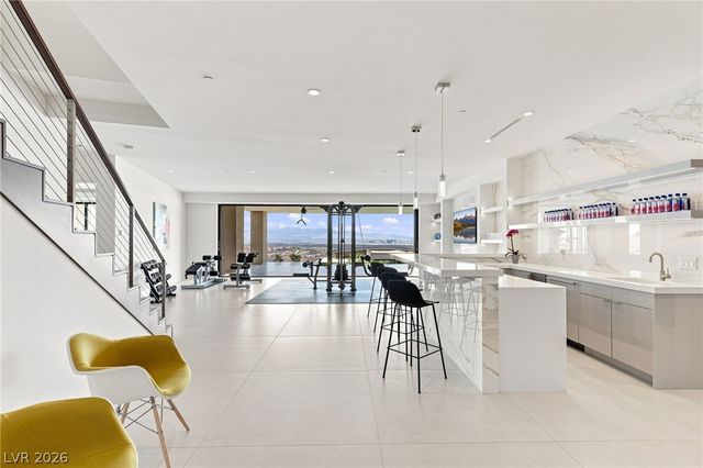677 Overlook Rim Drive, Henderson, NV 89012