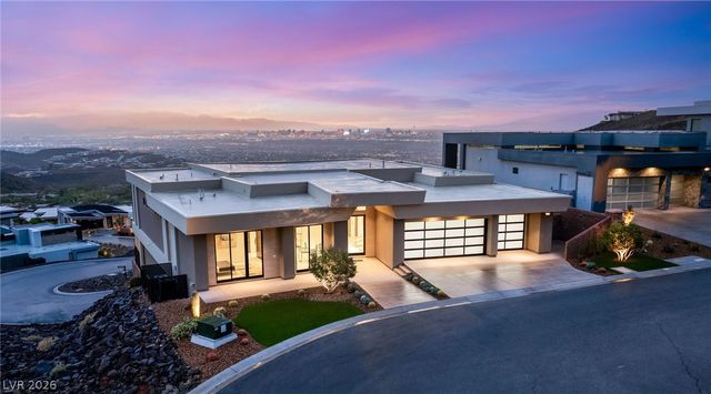 677 Overlook Rim Drive, Henderson, NV 89012