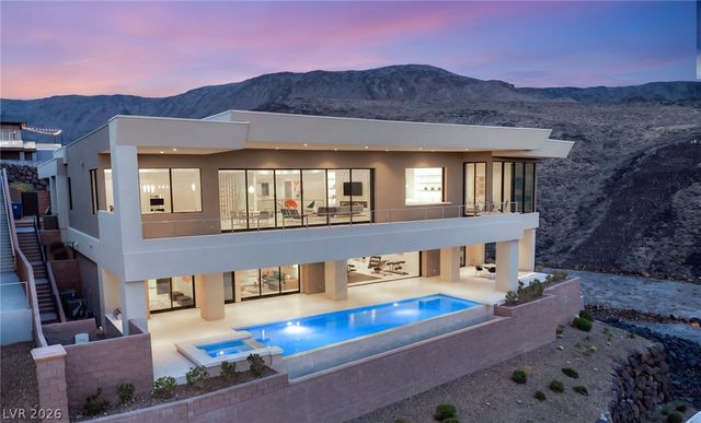 677 Overlook Rim Drive, Henderson, NV 89012