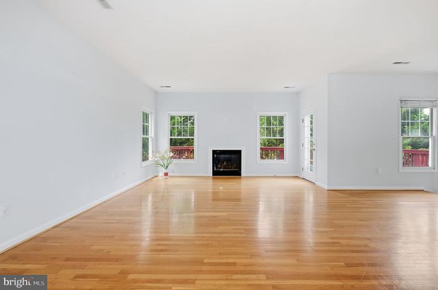 684 HEATHWALK MEWS, Gaithersburg, MD 20878
