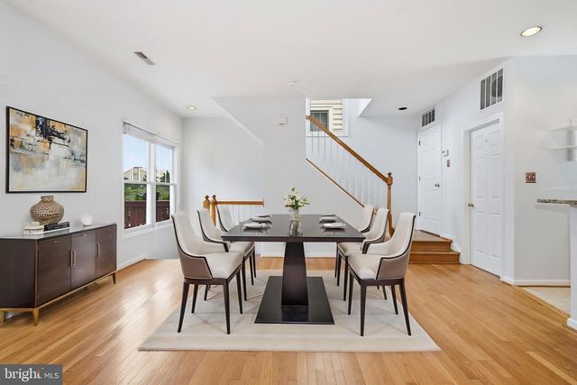 684 HEATHWALK MEWS, Gaithersburg, MD 20878