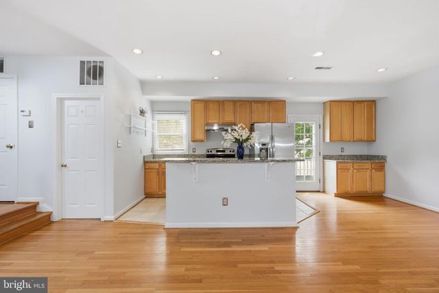 684 HEATHWALK MEWS, Gaithersburg, MD 20878
