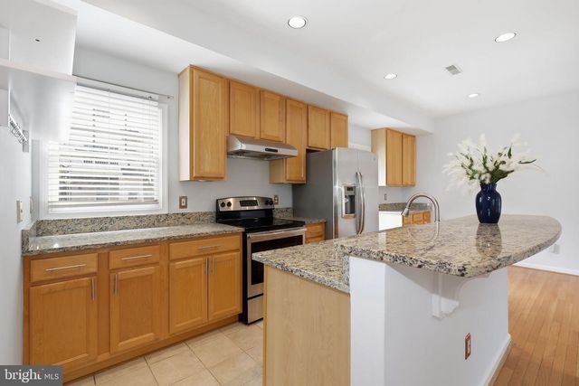 684 HEATHWALK MEWS, Gaithersburg, MD 20878