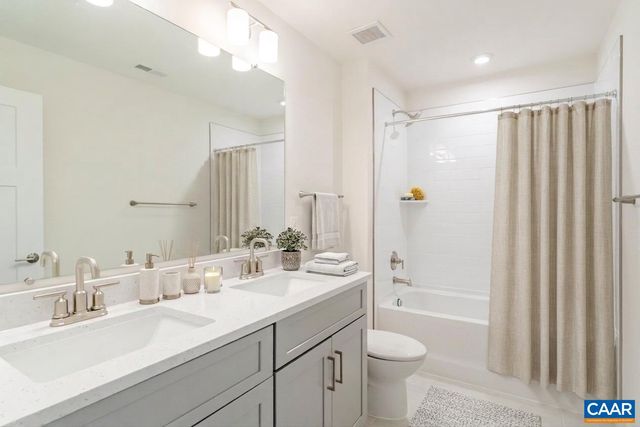 6366 LOUISA RD, Keswick, VA 22947