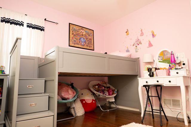 371 S Madison Street, Oswego, IL 60543