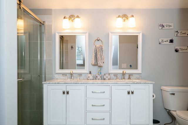 371 S Madison Street, Oswego, IL 60543