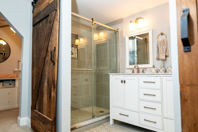 371 S Madison Street, Oswego, IL 60543