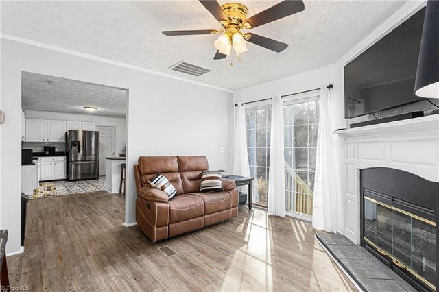 410 W Old Glencoe Road, Burlington, NC 27217