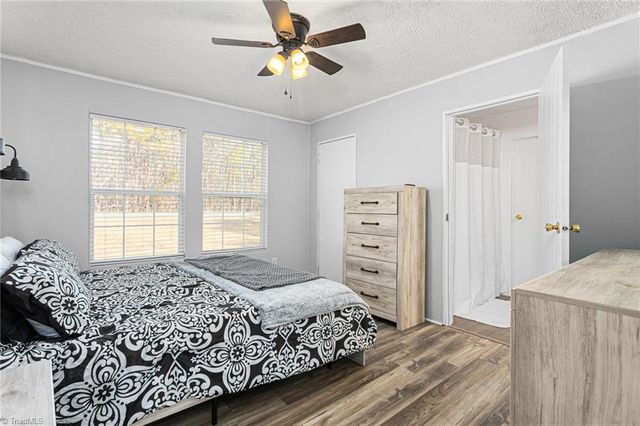 410 W Old Glencoe Road, Burlington, NC 27217