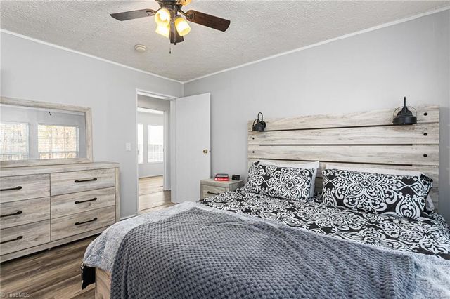 410 W Old Glencoe Road, Burlington, NC 27217