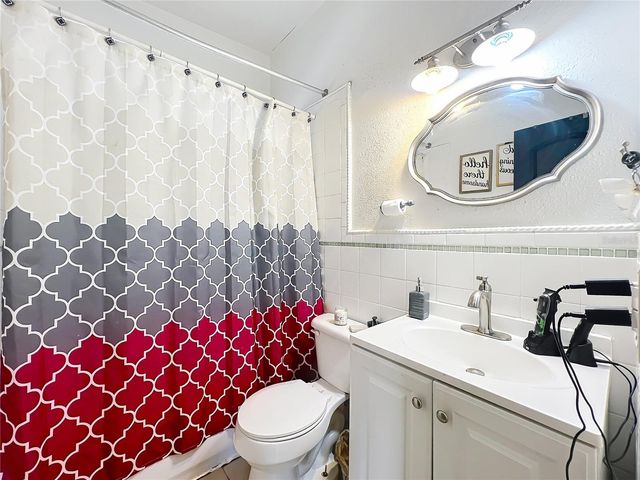 710 SUZETTE DRIVE, Ocoee, FL 34761