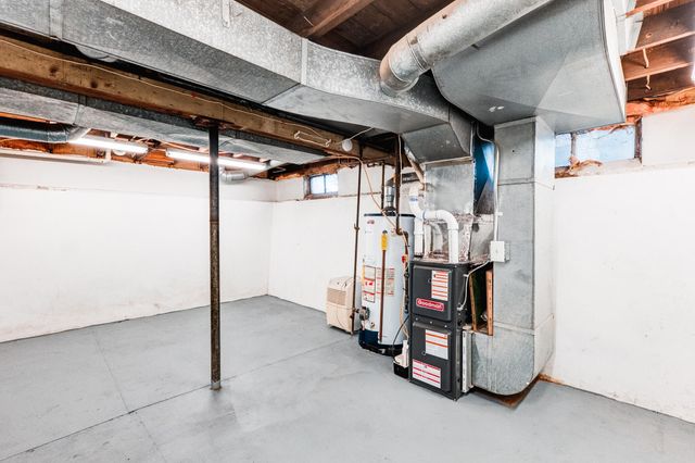 5703 Monticello Avenue, Portage City, MI 49024