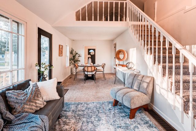 5703 Monticello Avenue, Portage City, MI 49024