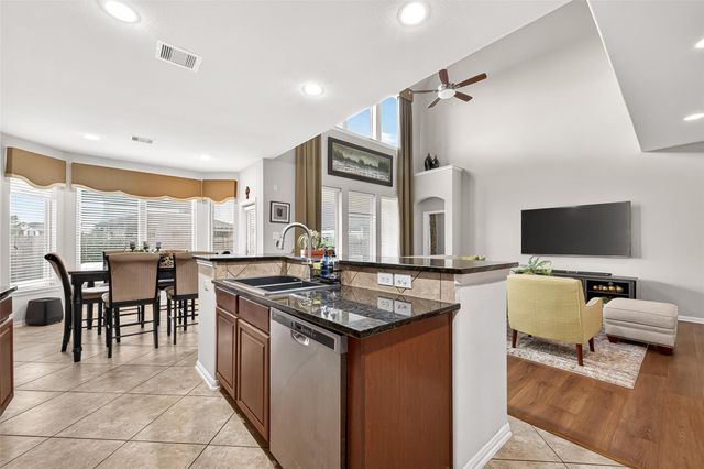 226 Auburn Shores Court, Richmond, TX 77469