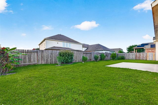 226 Auburn Shores Court, Richmond, TX 77469