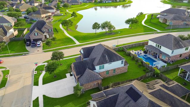 226 Auburn Shores Court, Richmond, TX 77469
