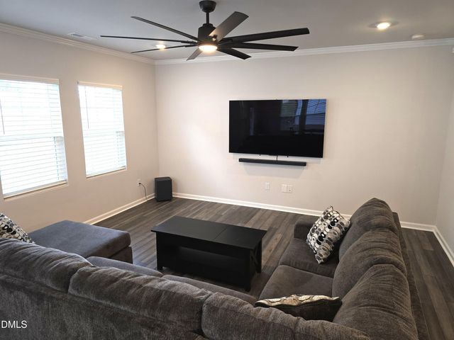 1008 Maple Branch Circle, Graham, NC 27253