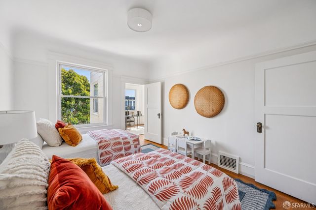 660 10th Avenue, San Francisco, CA 94118