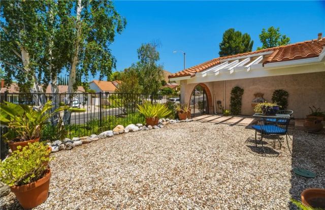 28830 Calabria Drive, Agoura Hills, CA 91301