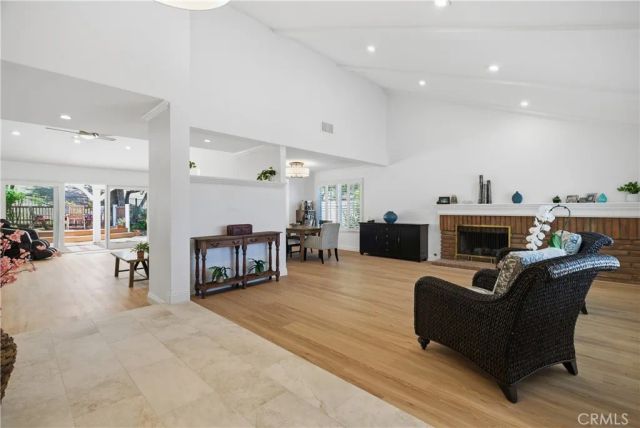 28830 Calabria Drive, Agoura Hills, CA 91301