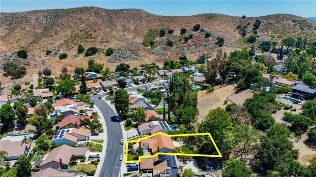 28830 Calabria Drive, Agoura Hills, CA 91301