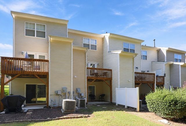8818 Orchard Grove Way, Raleigh, NC 27612