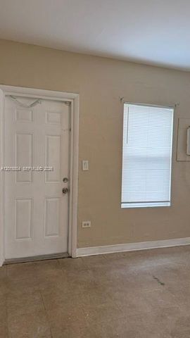 646 NW 14th Ter APT WEST, Fort Lauderdale, FL 33311