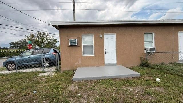 646 NW 14th Ter APT WEST, Fort Lauderdale, FL 33311