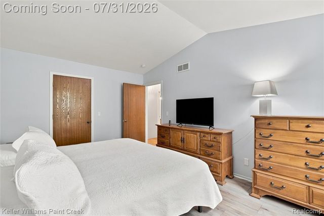 3009 High Pointe Ridge Road, Lake Orion, MI 48359