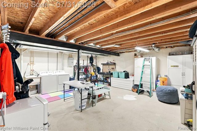 3009 High Pointe Ridge Road, Lake Orion, MI 48359