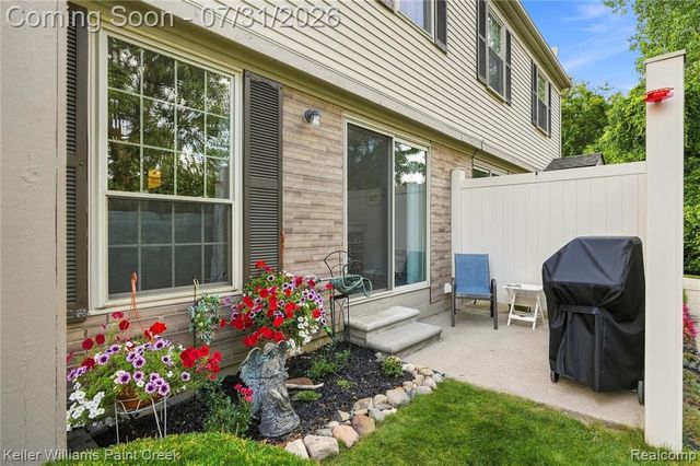 3009 High Pointe Ridge Road, Lake Orion, MI 48359