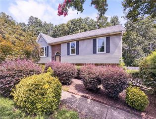 2529 White Fence Way, High Point, NC 27265