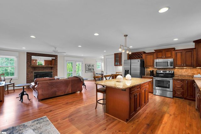 412 Holly Lane, Mauldin, SC 29662