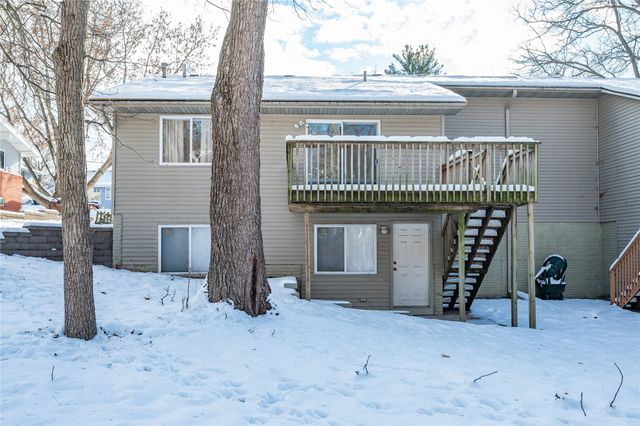 4550 Fairview Drive, Pleasant Hill, IA 50327