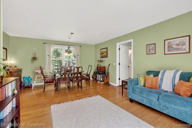 1331 Wolf Court, East Lansing, MI 48823