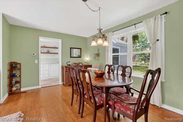 1331 Wolf Court, East Lansing, MI 48823
