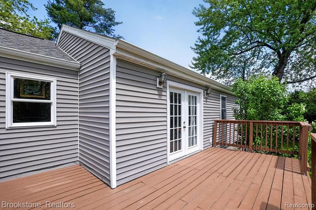 1331 Wolf Court, East Lansing, MI 48823